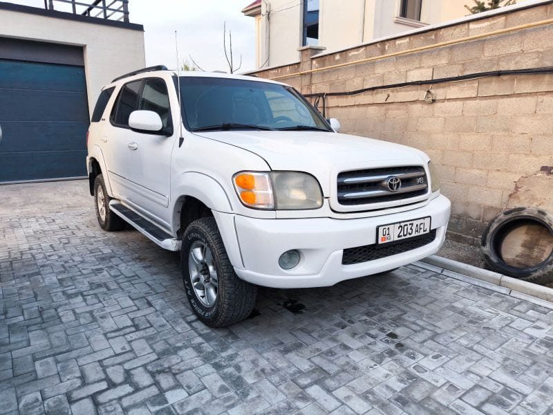 Rent 4x4 Toyota Sequoia in Kyrgyzstan