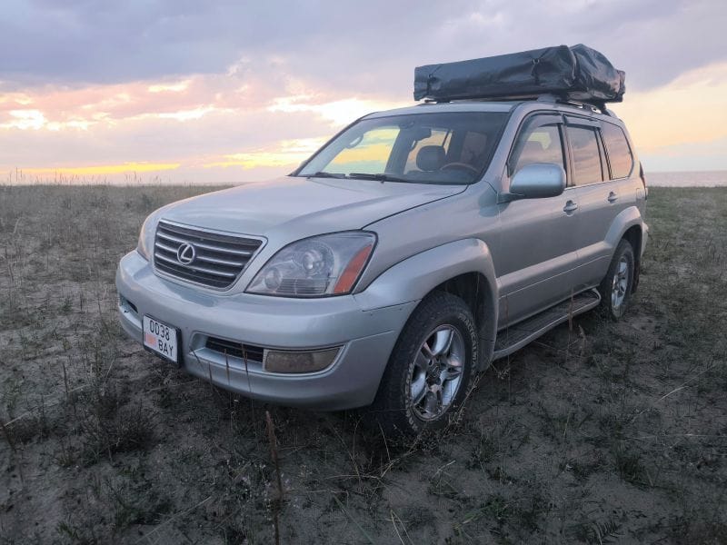 Rent 4x4 Lexus GX470 in Kyrgyzstan